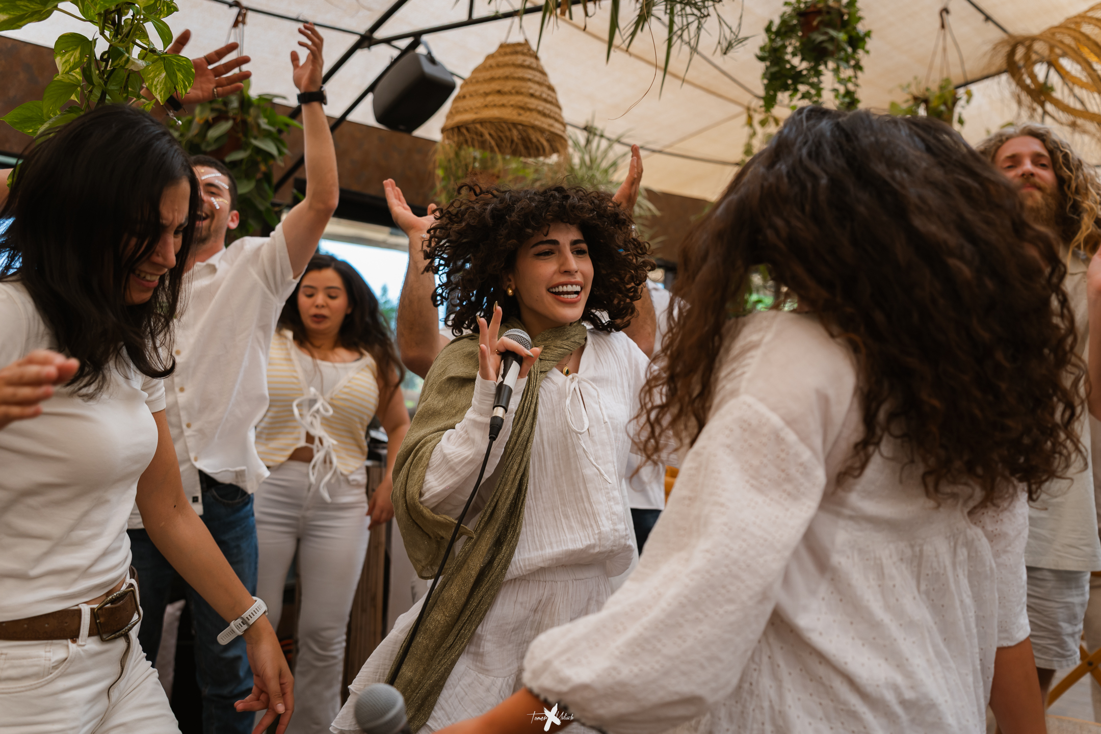 רגע מהמפגש · 3